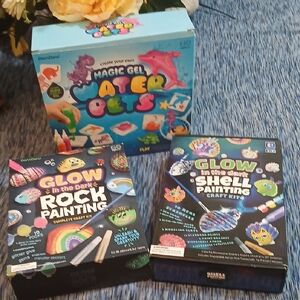 Magic Gel Water Pets and Glow Painting Kit